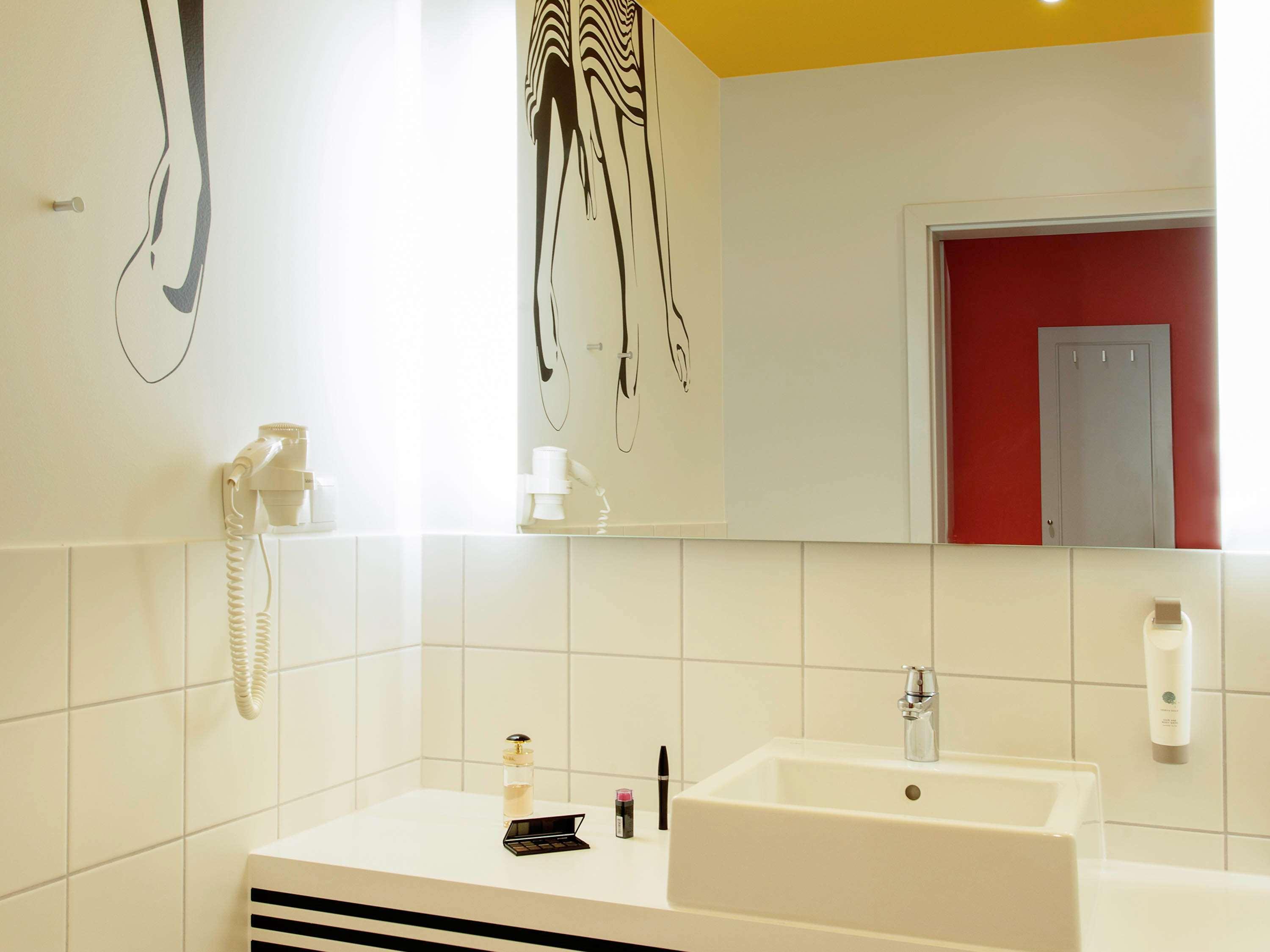 Ibis Styles Centrum Hotel 3*
