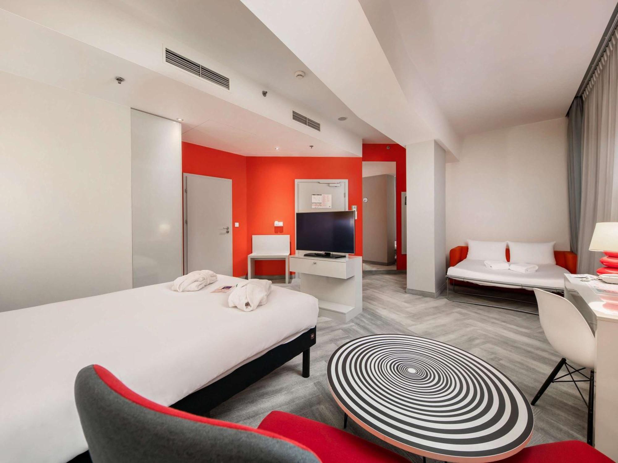 Ibis Styles Centrum Hotel 3*