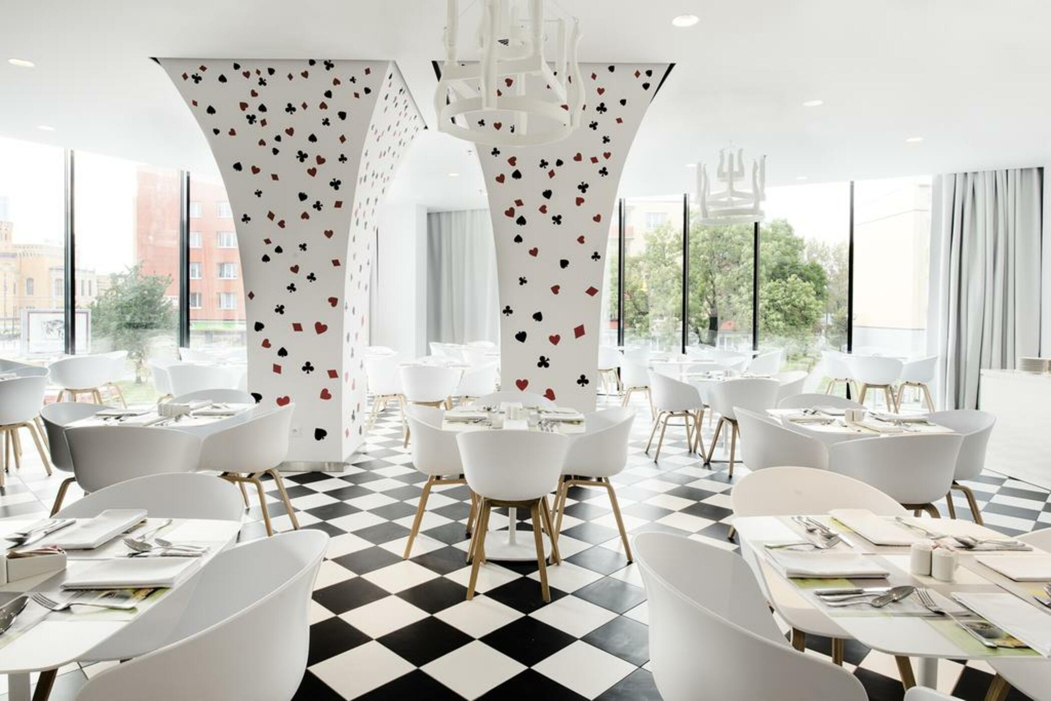 Готель Ibis Styles Centrum 3*